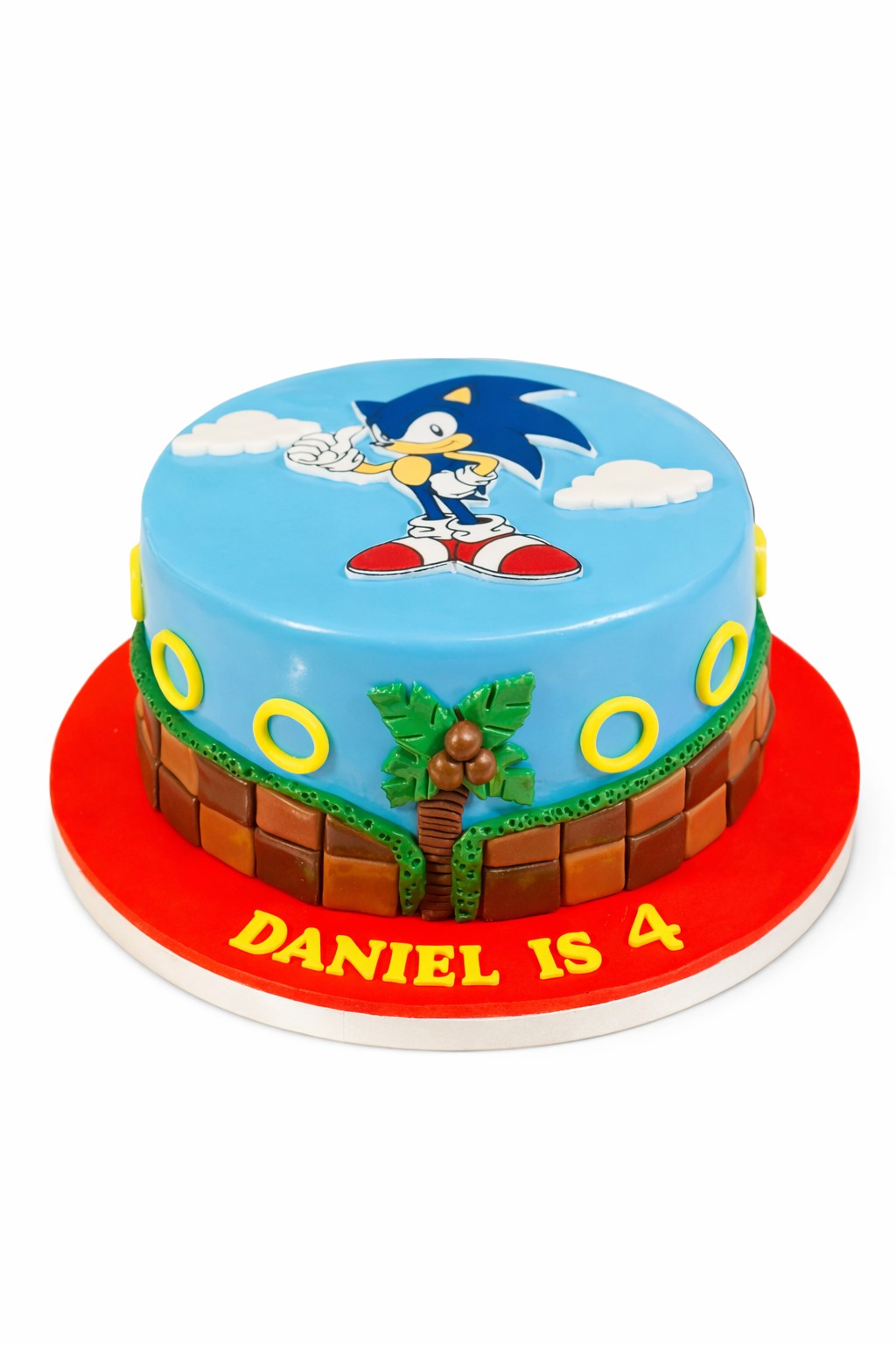 Sonic Character Cake