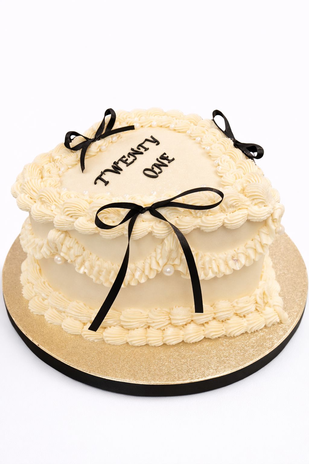 Cream Vintage Heart Buttercream Cake