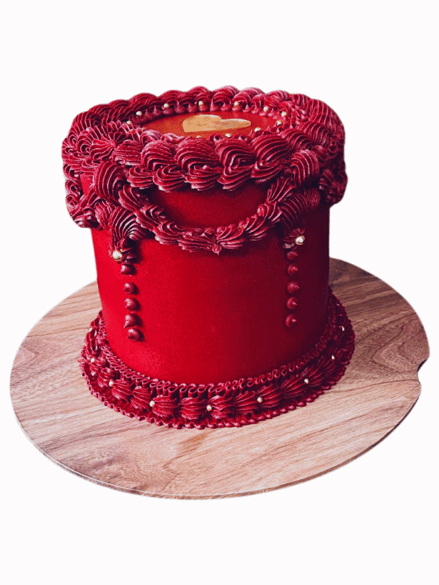 Vintage Lambeth Cake